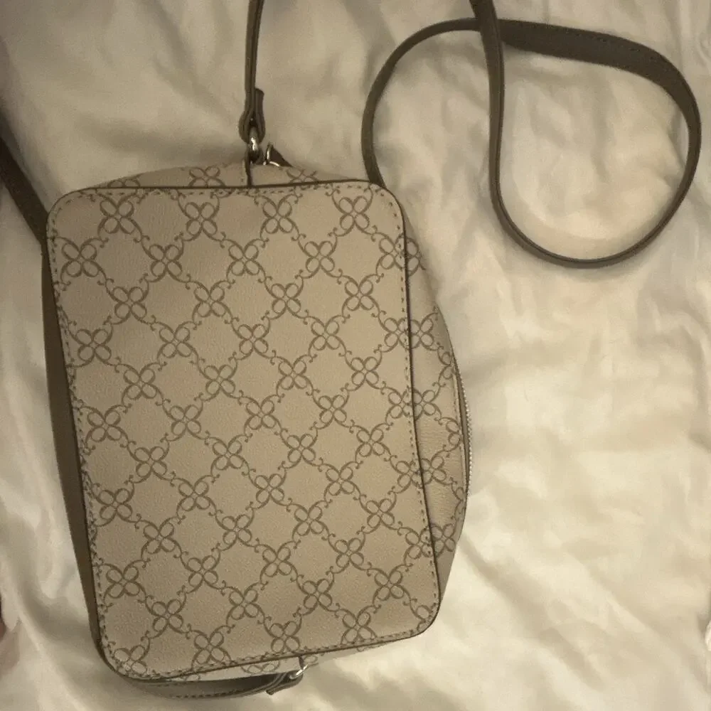 Nine West Women's Shoulder Bag Purse Black Casual Everyday Bag